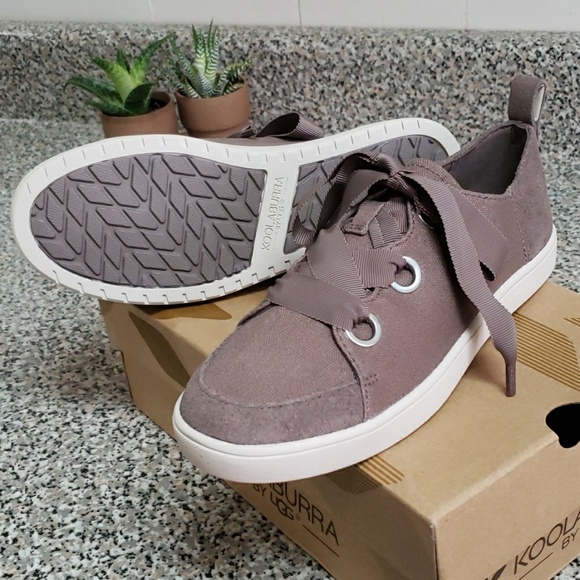 Koolaburra by Ugg Sneaker, sz 6C - Picture 2 of 5